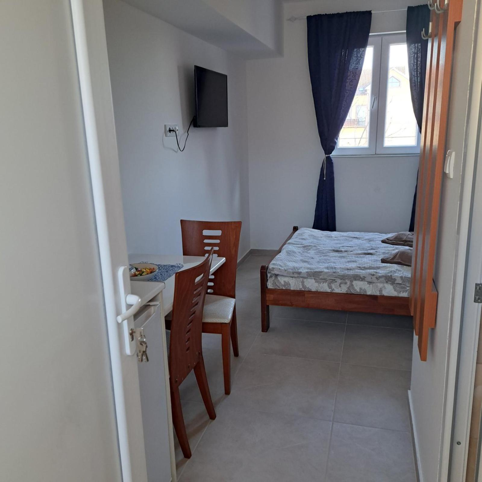 Surčin Libero Apartmani الغرفة الصورة