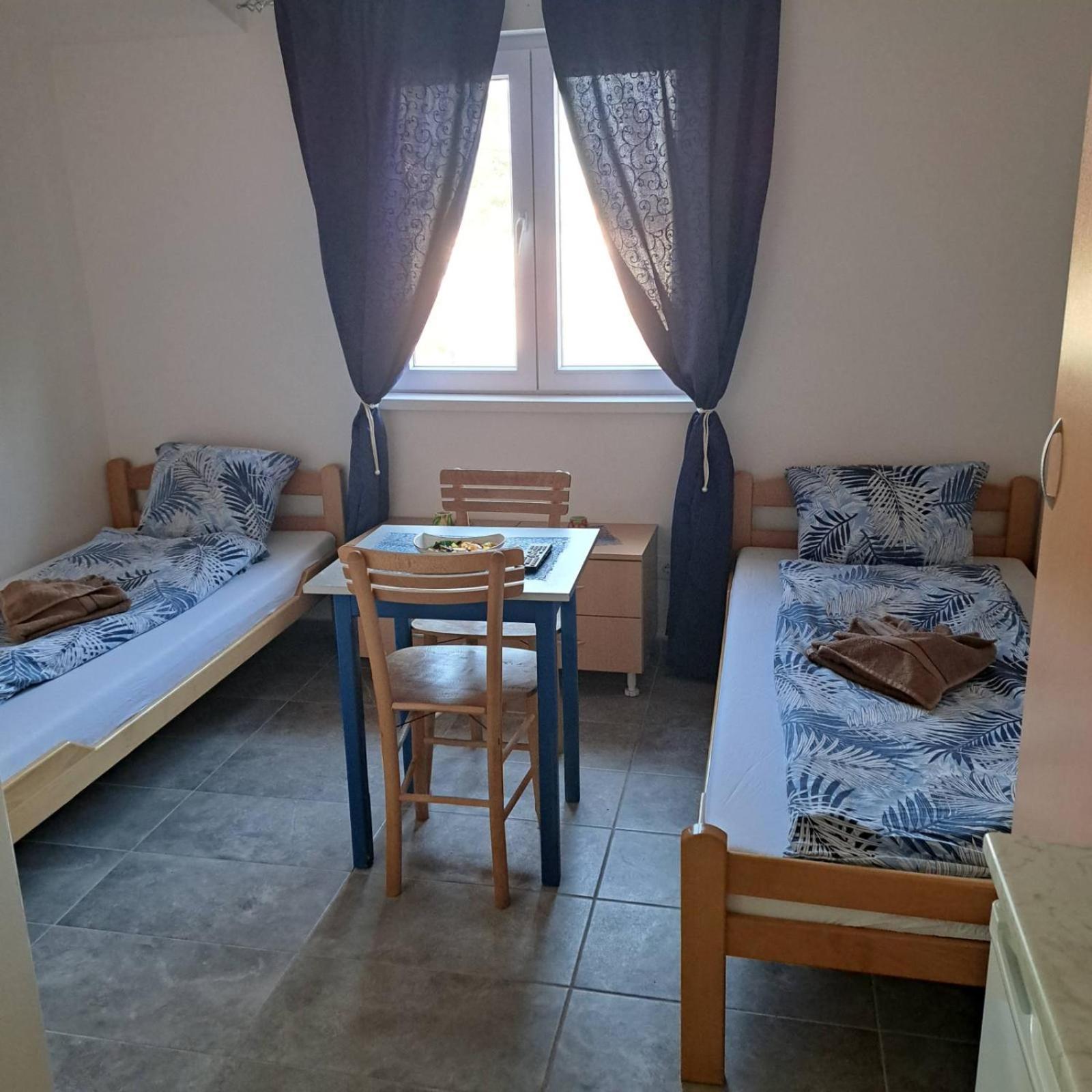 Surčin Libero Apartmani الغرفة الصورة