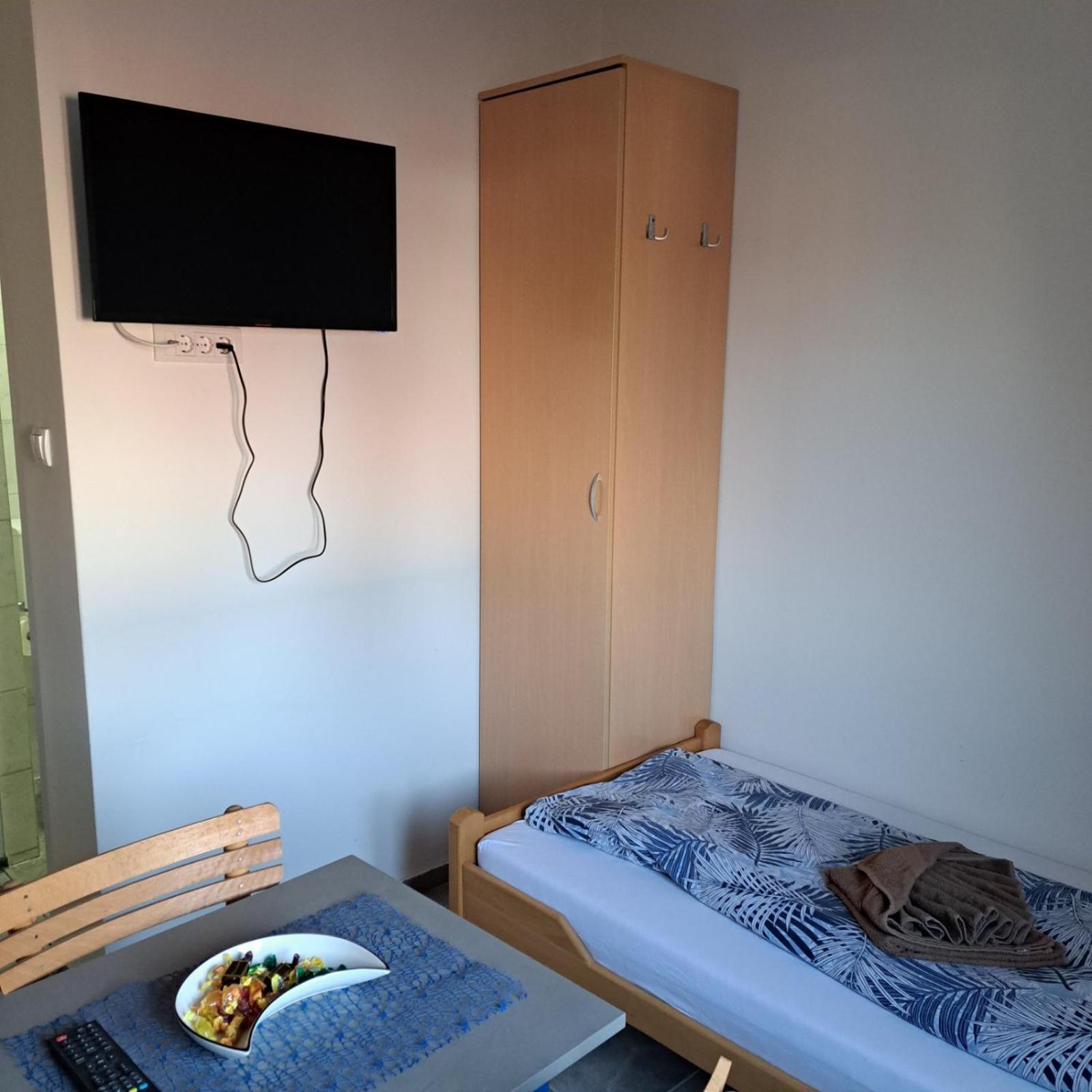 Surčin Libero Apartmani الغرفة الصورة
