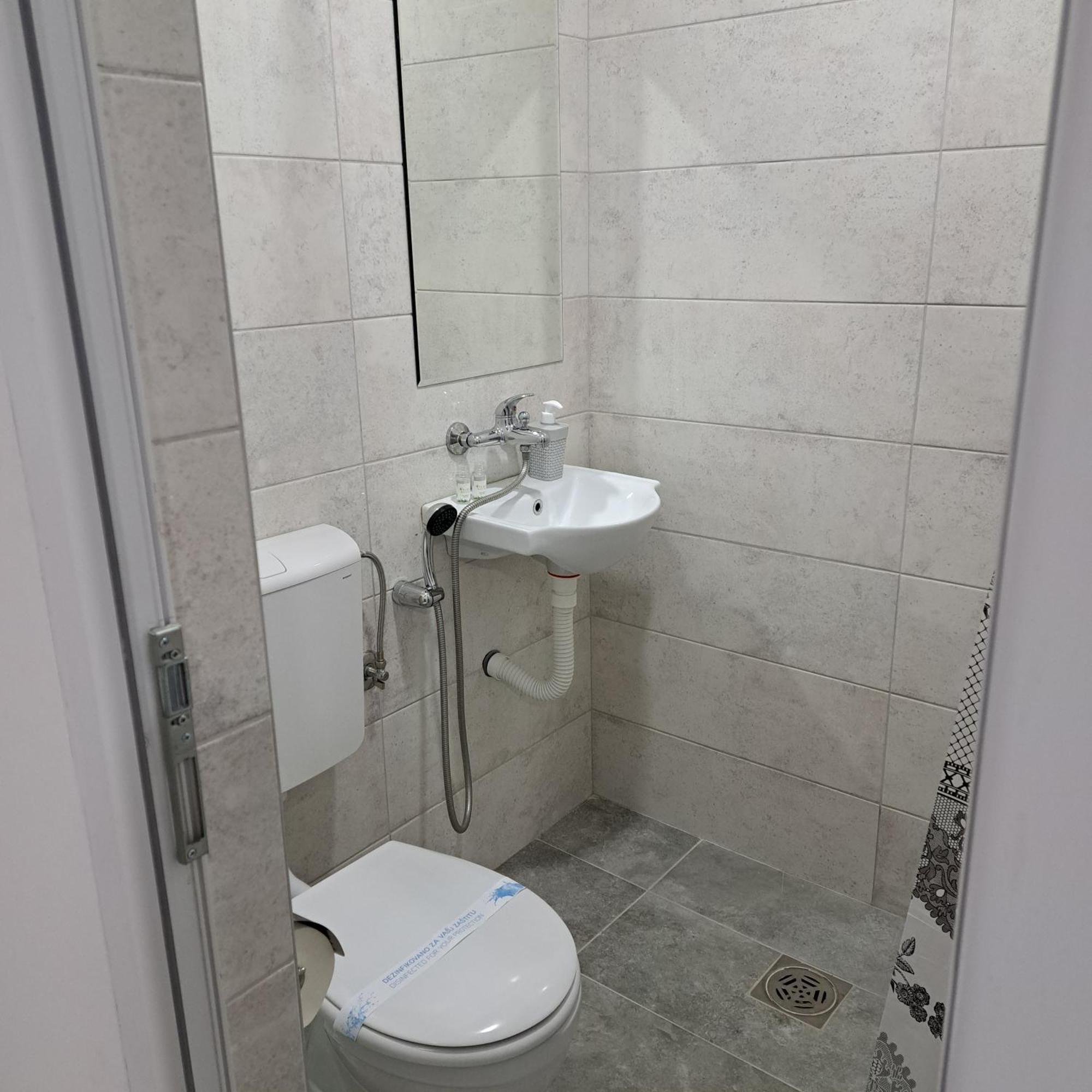 Surčin Libero Apartmani المظهر الخارجي الصورة